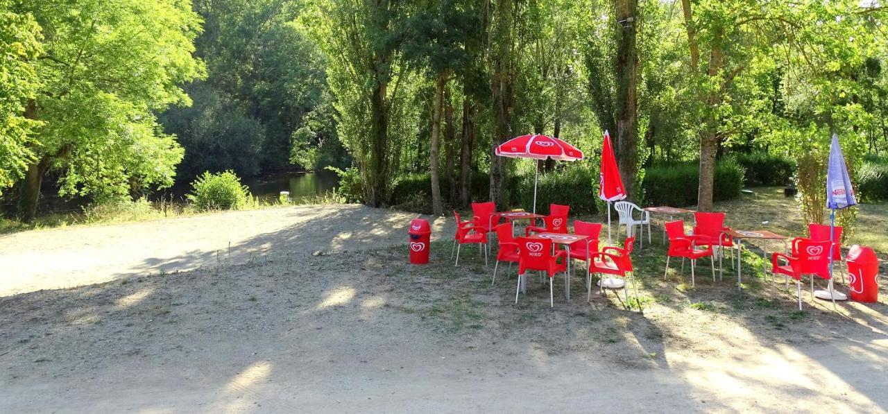 Camping Du Pont De St Gal Saint-Gal-sur-Sioule Zewnętrze zdjęcie